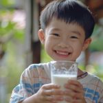 3 bí quyết khiến bé thích uống sữa mà mẹ không ngờ tới