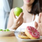 Ăn gì để chống lão hóa, bảo vệ tế bào? Đây là 12 thực phẩm bạn nên biết