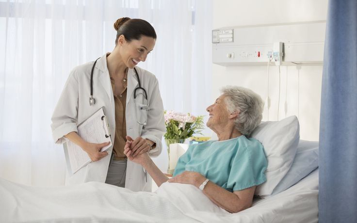 Người cao tuổi đừng bỏ qua khám sức khỏe định kỳ: Chìa khóa sống thọ và sống khỏe