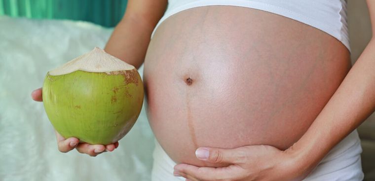 Mẹ bầu có nên uống nước dừa? Câu trả lời khiến nhiều người bất ngờ