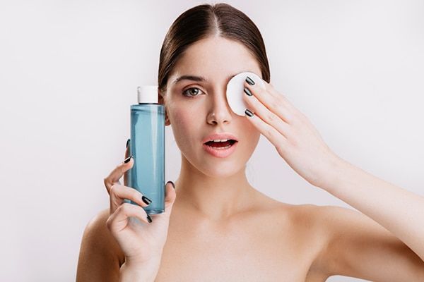 7 “kẻ thù” âm thầm phá hoại làn da bạn mỗi mùa hè