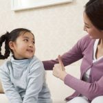Cha mẹ khéo làm điều này, con sẽ nhanh nhẹn và sáng dạ hơn bạn bè