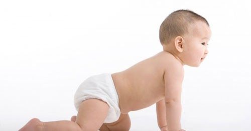 Có nên sử dụng bỉm 24/24 cho bé?
