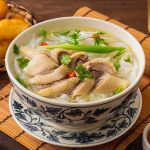 Phở gà tự làm: Công thức đơn giản mà ngon không kém ngoài hàng