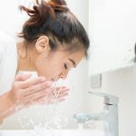 Rửa mặt đúng cách: 60 giây quyết định làn da khỏe đẹp