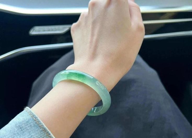 3 lỗi đeo phỉ thúy làm giảm may mắn và giá trị