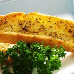 Bánh mì bơ, trứng và phô mai – xu hướng “thân thiện đường huyết” của người ăn kiêng hiện đại