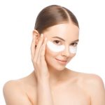 Chăm sóc vùng mắt từ những thói quen nhỏ mỗi ngày