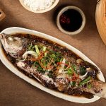 Bí quyết làm cá hấp xì dầu ngon ngọt, không tanh, ai ăn cũng mê