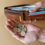 Bỏ ngay 3 món này vào ví: May mắn ghé thăm, xui rủi tránh xa