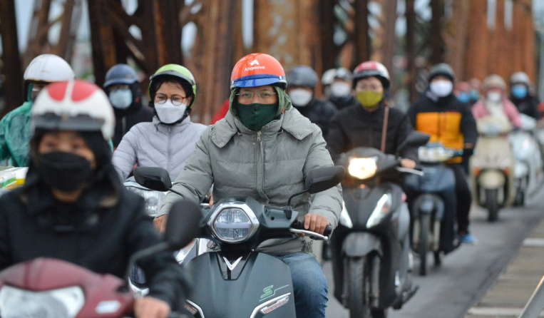 Nhiệt độ Hà Nội có thể xuống 10°C khi không khí lạnh tăng cường mạnh