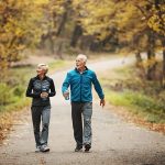 Đi bộ kiểu Nhật: Phương pháp phù hợp cho người lớn tuổi, ít vận động