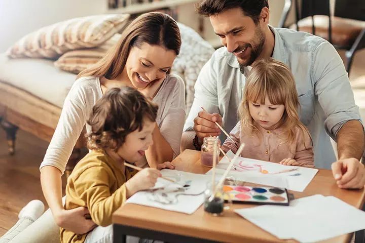 Chuyên gia cảnh báo: 3 hành vi cha mẹ hay làm khiến trẻ giảm khả năng tư duy