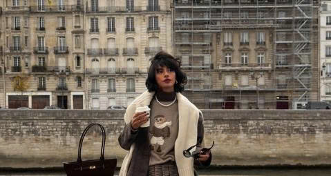 Gợi ý mix & match áo + quần tối màu: Đơn giản mà vẫn nổi bật