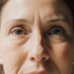 Da mặt chùng nhão sớm: Nguyên nhân đến từ những thói quen quen thuộc