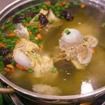 Chuyên gia cảnh báo nguy cơ tăng kali máu từ canh thuốc bắc, nước lẩu