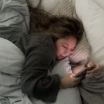 Da Chảy Xệ, Nọng Cằm Sớm: Có Thể Bắt Nguồn Từ Những Thói Quen Hàng Ngày