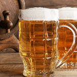 Không uống nổi nước lọc nhưng bia thì “cạn ly”: Cơ thể đang bị đánh lừa thế nào?