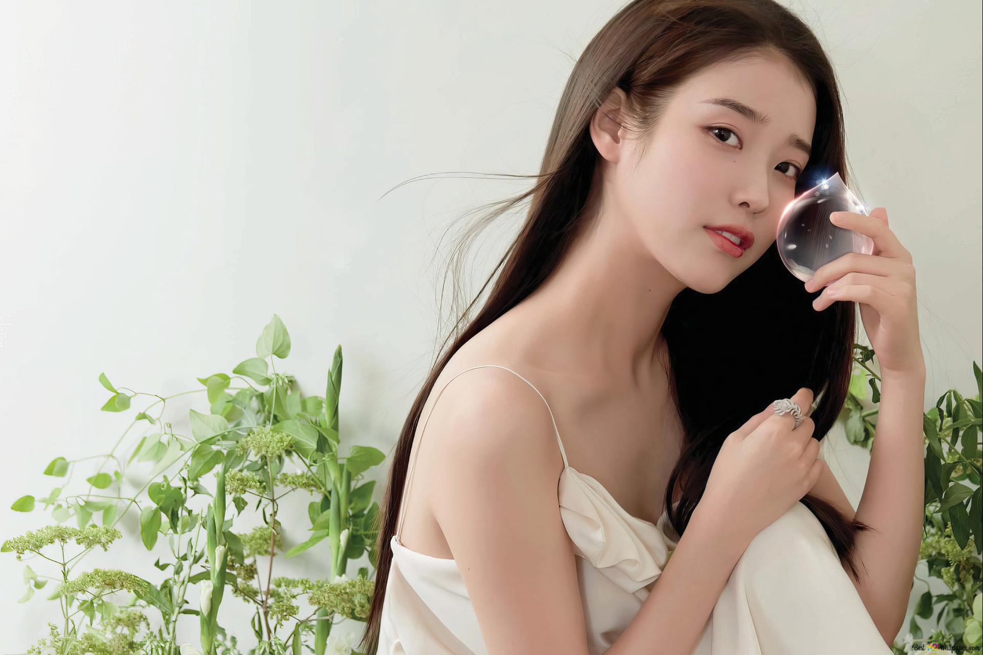 IU úp mở thời điểm trở lại, album mới dự kiến ra mắt cuối hè 2026