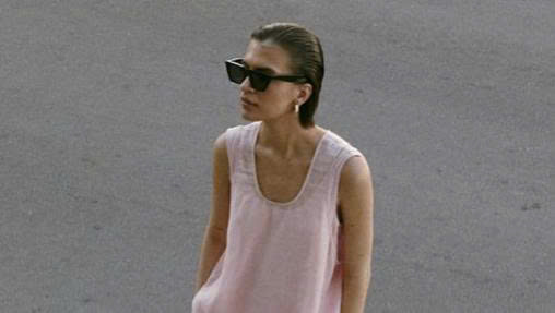 Mặc đẹp mùa hè: 4 kiểu váy nên bỏ qua và những item thay thế hiện đại