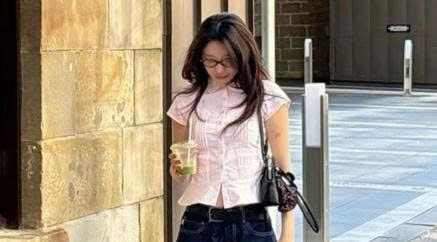 Hè 2026 mặc gì? 4 kiểu quần dài vừa mát mẻ vừa cực thời thượng