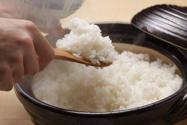 Người Nhật bảo quản cơm thế nào để ăn cả tuần vẫn dẻo ngon?