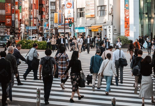 Tokyo cho công chức nghỉ 3 ngày một tuần để tăng tỷ lệ sinh