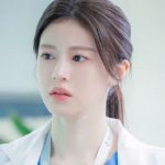 Go Yoon Jung: Lý do khiến khán giả không thể rời mắt khỏi Resident Playbook