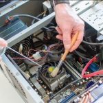 Vệ sinh định kỳ: Bí quyết kéo dài tuổi thọ máy tính và laptop