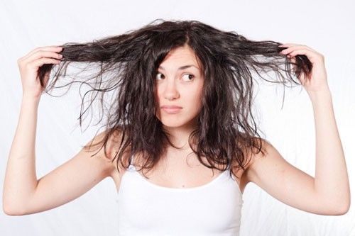 Nắng nóng “tấn công” mái tóc? Bí kíp giữ tóc sạch thơm cả ngày