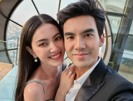 Mai Davika – Ter đính hôn: Cặp đôi vàng showbiz Thái về chung một nhà