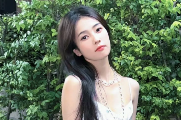 Bạch Lộc chia sẻ bí quyết giúp da mịn màng, lỗ chân lông như “biến mất”