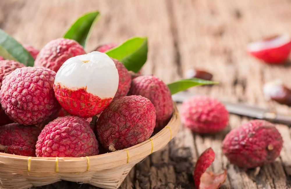 Thơm ngon, đẹp da nhưng dễ tăng cân: Sự thật ít ai biết về quả vải