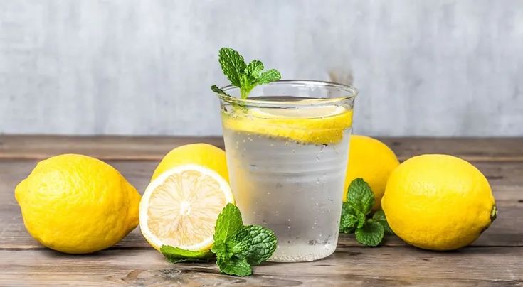 Uống nước chanh thế nào để cơ thể tự sản xuất collagen hiệu quả?