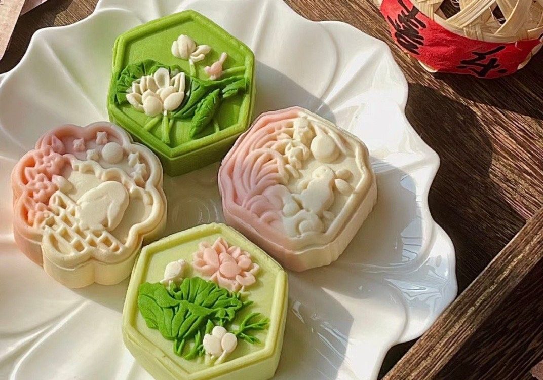 Trung Thu 2025: Xu hướng bánh hiện đại chinh phục giới trẻ