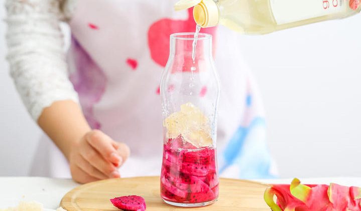 Làm giấm thanh long đỏ tại nhà: Dễ thực hiện, ngon miệng và tốt cho sức khỏe