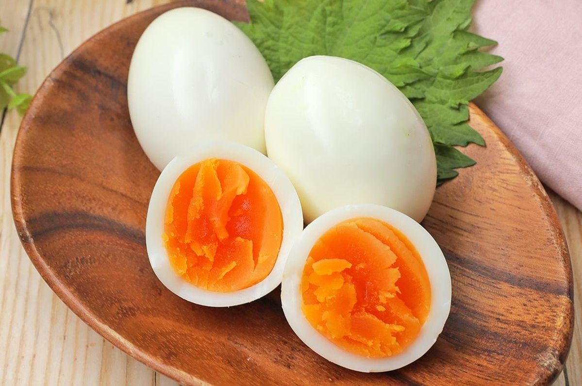 Bị đầy bụng có nên ăn trứng luộc? Chuyên gia dinh dưỡng lý giải