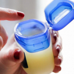 “Slugging” – xu hướng dưỡng ẩm làm căng mọng da mùa lạnh, nhưng không dành cho da dầu