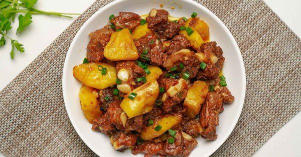 Sườn xào chua ngọt chuẩn nhà hàng: mềm tan – bóng mượt – đậm vị từng thớ thịt