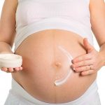 5 thói quen giúp mẹ bầu giữ da mịn màng suốt thai kỳ