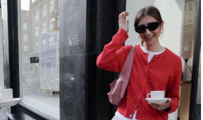 5 cách mix áo len với quần jeans chuẩn đẹp cho mọi cô gái mùa lạnh