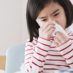 Tăng sức đề kháng cho trẻ mùa cúm: 5 dưỡng chất cha mẹ cần biết