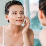 Chăm sóc da trước giờ ngủ: bí quyết cho làn da ẩm mượt, khỏe khoắn