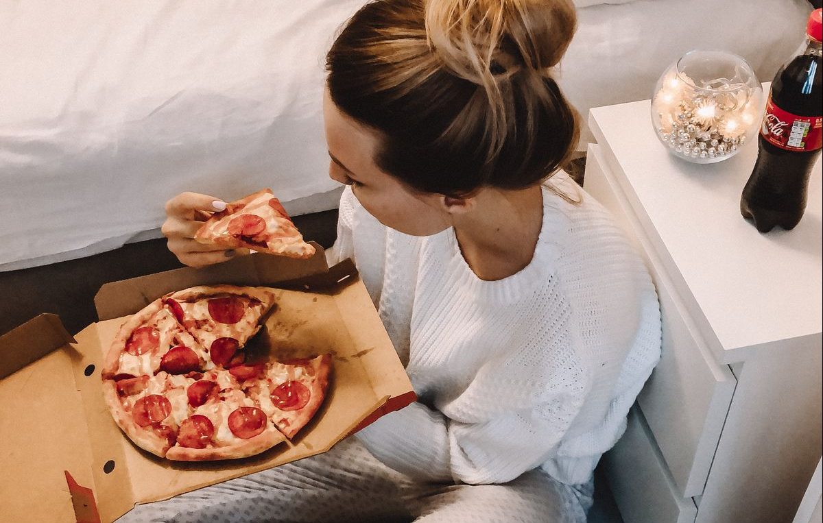 Nhận biết cơn “đói giả” để tránh ăn thừa, tích mỡ