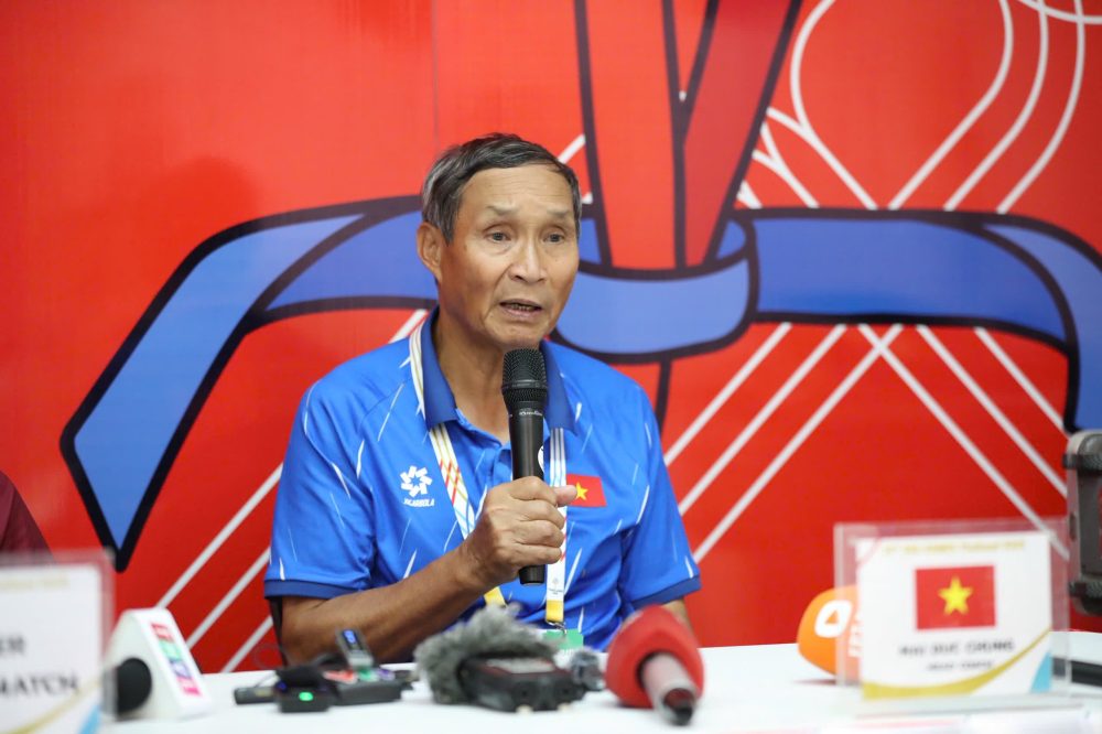 HLV Mai Đức Chung khép lại hành trình cùng đội tuyển nữ Việt Nam