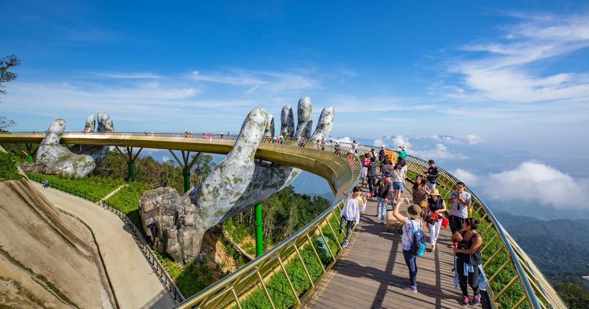 Du lịch Việt Nam năm 2025 lập kỷ lục, Đà Nẵng dẫn đầu lựa chọn của khách Việt