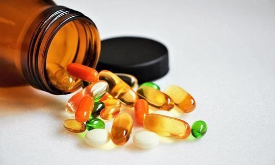 Uống vitamin lúc nào để da đẹp, miễn dịch khỏe?