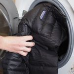 Giặt áo phao thế nào để không bị vón cục, mất dáng