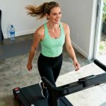 Đạt 10.000 bước chân mỗi ngày mà không cần rời khỏi nhà: 7 bí quyết cực đơn giản