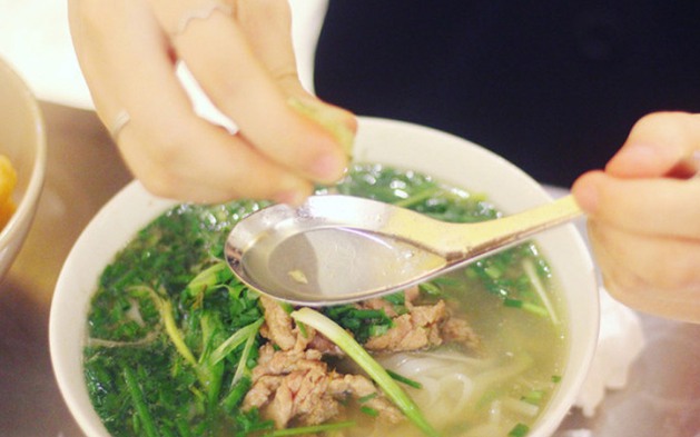 Thêm nước chanh vào món ăn ngày Tết: Cân vị, giảm ngấy nhưng cần dùng đúng cách